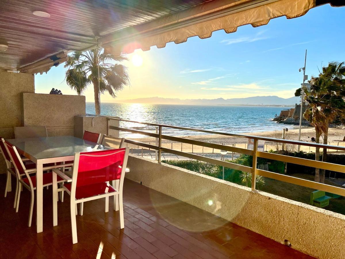 סאלו Magnifico Apartamento Playamero Con Vistas Al Mar. מראה חיצוני תמונה